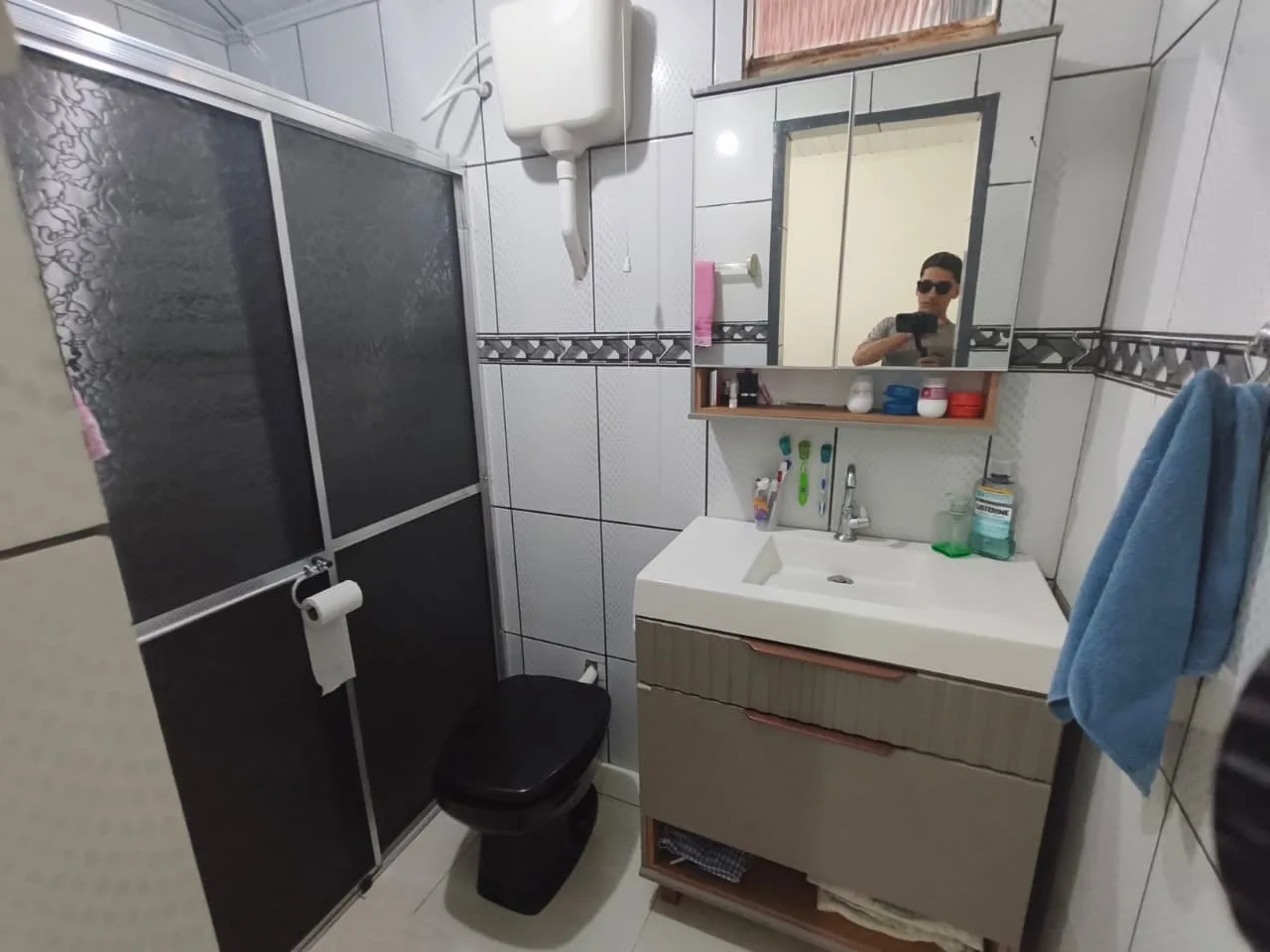 CASA A VENDA NO CENTRO DE JABOTI-PR!