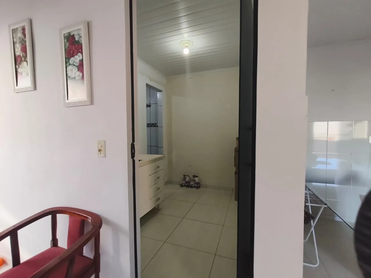 CASA A VENDA NO CENTRO DE JABOTI-PR!