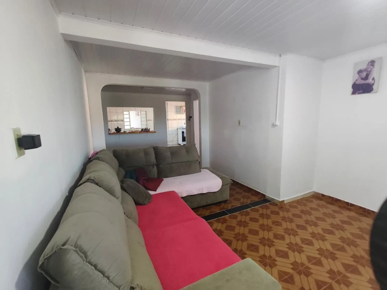 CASA A VENDA NO CENTRO DE JABOTI-PR!