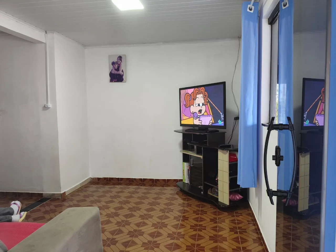 CASA A VENDA NO CENTRO DE JABOTI-PR!