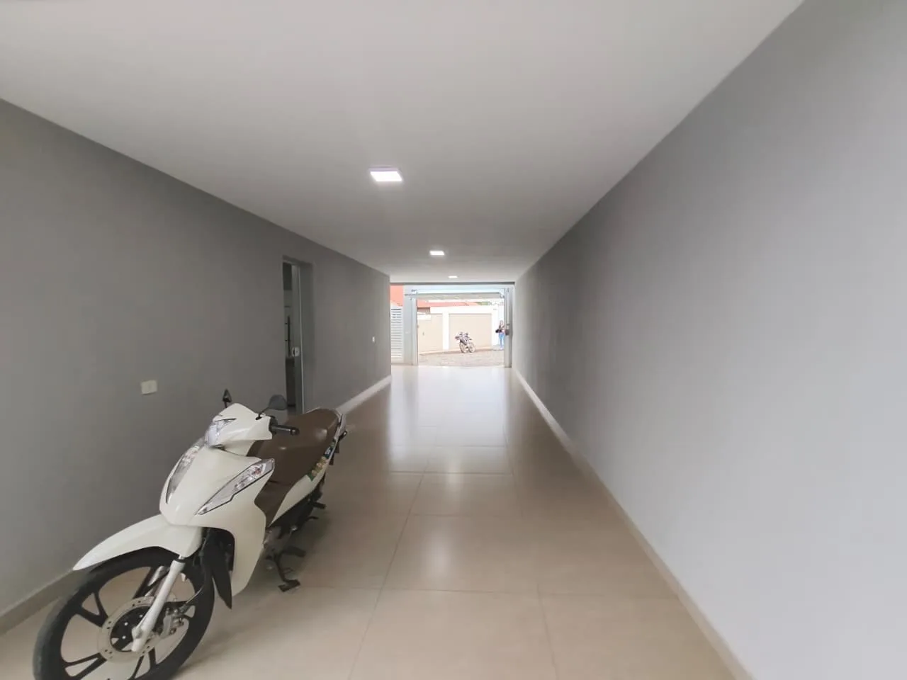 EXCELENTE CASA DE LAJE A VENDA EM JABOTI-PR!