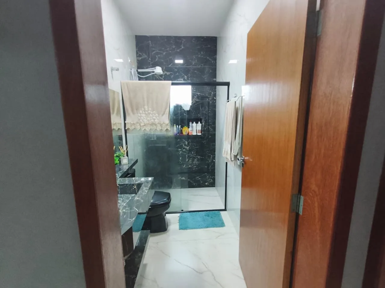 EXCELENTE CASA DE LAJE A VENDA EM JABOTI-PR!