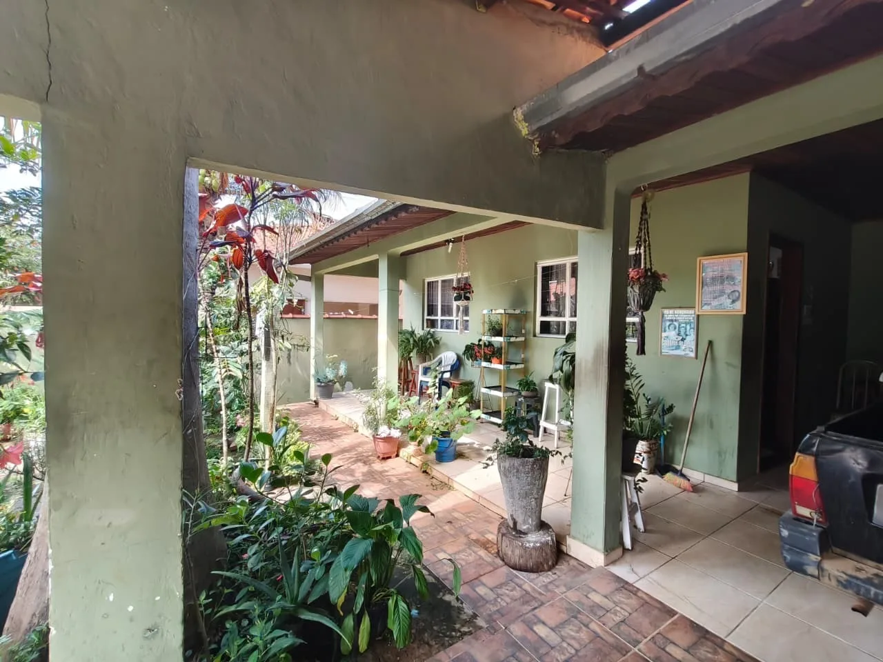 CASA À VENDA EM JABOTI/PR | VILA LUIZÃO | 3 QUARTOS | EDÍCULA | PORÃO AMPLO