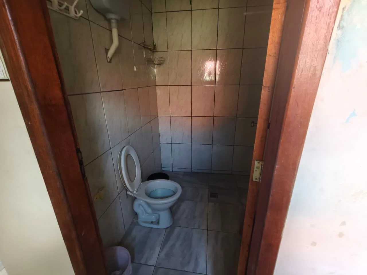 CASA À VENDA EM JABOTI/PR | VILA LUIZÃO | 3 QUARTOS | EDÍCULA | PORÃO AMPLO