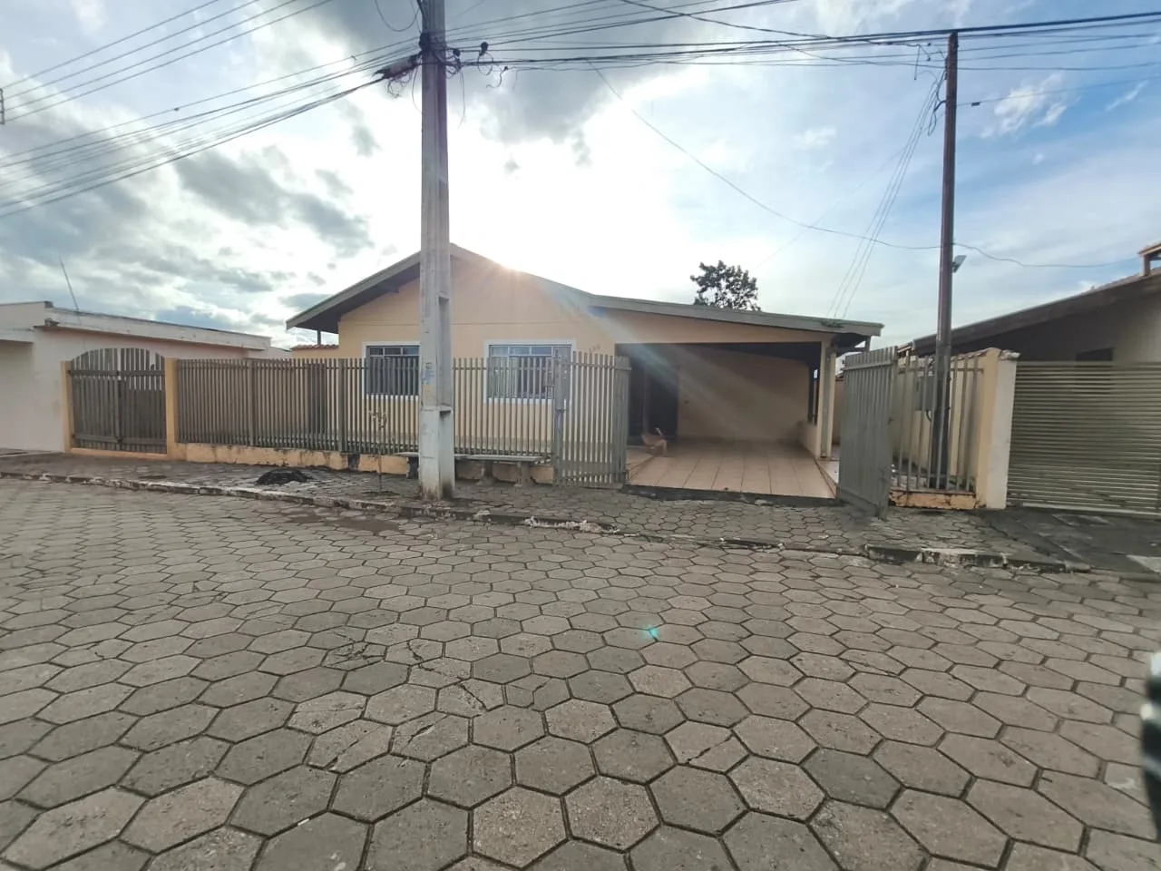 CASA À VENDA EM JABOTI/PR | 900m² DE TERRENO | 3 QUARTOS